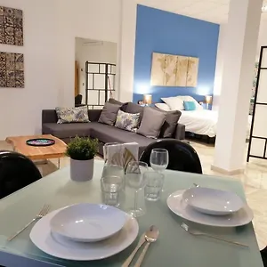 arc-apartamentos-2c.hotelsinnerja.org/